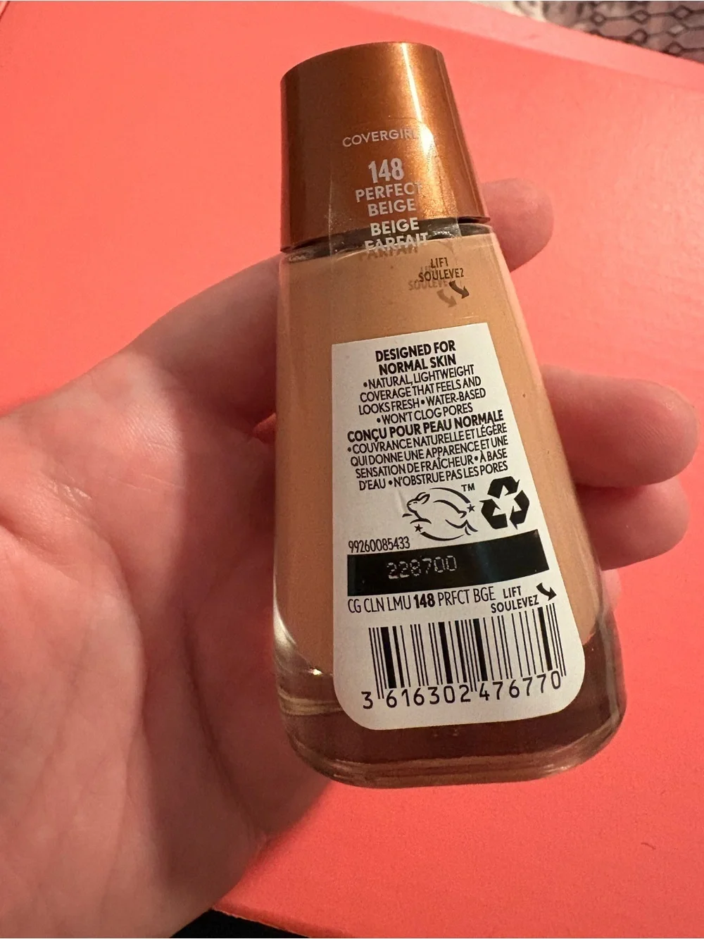 COVERGIRL Clean Liquid Foundation in 148 Perfect Beige